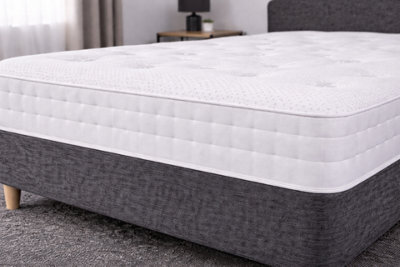 Chester & Oakley Beds Silk 1000 Pocket Spring Memory Foam Mattress - image 1