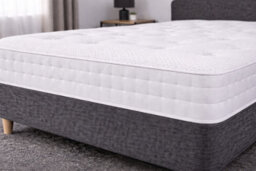Chester & Oakley Beds Silk 1000 Pocket Spring Memory Foam Mattress - thumbnail 1