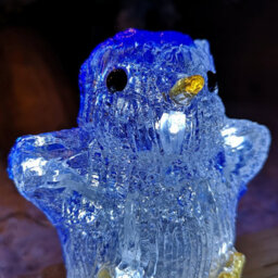 Samuel Alexander Set Of 5 Battery Operated Light Up Acrylic Christmas Penguins With Leds - thumbnail 3