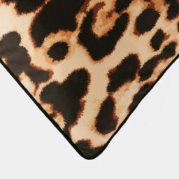 OHS 4 Pack Leopard Matte Velvet Filled Cushion Covers, Brown - 45 X 45Cm - thumbnail 2
