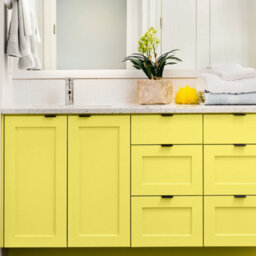 Rust-Oleum Lemon Jelly Matt Bathroom Wood & Cabinet Paint 750Ml - thumbnail 5