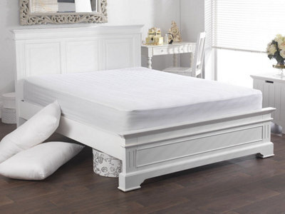 "Lancashire Textiles Pure Cotton Mattress Protector With 100% Cotton Filling And Casing With 15"" Skirt - Super King" - image 1