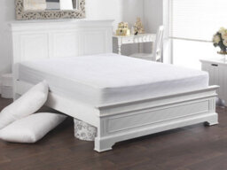 "Lancashire Textiles Pure Cotton Mattress Protector With 100% Cotton Filling And Casing With 15"" Skirt - Super King"