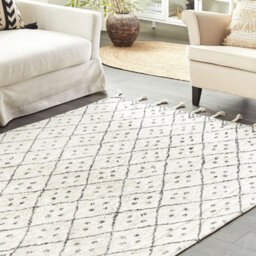Beliani Oriental Cotton Rug 140 X 200 Cm Off-White With Black Geometric Pattern And Tassels - thumbnail 2