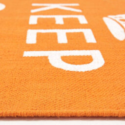 Homescapes Keep  Calm And Carry On Handwoven 100% Cotton Rug In Orange & White, 60 X 100 Cm - thumbnail 4