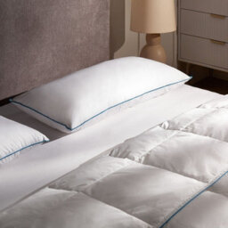 Wyld And Coco Luxe Duck Feather And Down Pillow 40 X 80 Cm - White Cotton Casing - thumbnail 2