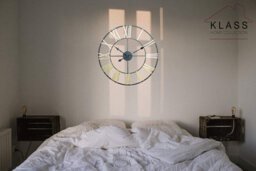 Klass Home Collection 60Cm Black & Gold Metal Roman Numerals Large Analog Wall Clock Indoor & Outdoor, Silent Non-Ticking - thumbnail 9