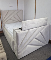 Stratus Interiors Geometric Lined Tv Bed With Matching Footboard - Mink Plush - Divan Ottoman Base - Super King Upholstered Bed Frame - Mink