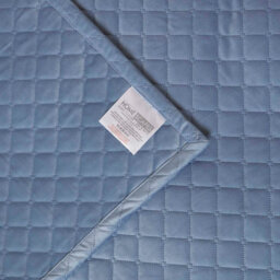 Homescapes Diamond Quilted Blue Velvet Throw - thumbnail 5