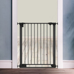 Bettacare Safestep Dog Gate, Black, 131Cm - 138Cm, Extra Low Walkthough, 81Cm Extra Wide Doorway, Extra Wide Pet Gate - thumbnail 7