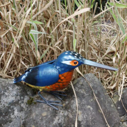 Betley Butterfly Metal Kingfisher Bird Sculpture - Hand - Painted Garden Ornament - 12Cm X 8.5Cm X 20Cm