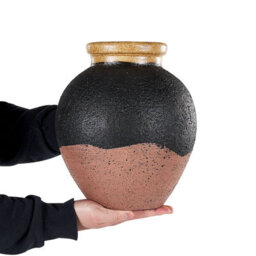 Wyld And Coco Handmade Terracotta Vase Black And Pink 31Cm Retro Vintage Statement Piece - thumbnail 3