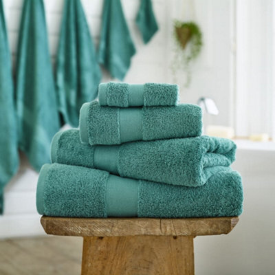 Deyongs Egyptian Embrace Egyptian Cotton Bathroom Towels 550Gsm Fluffy, Soft & Absorbent