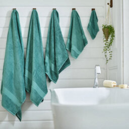 Deyongs Egyptian Embrace Egyptian Cotton Bathroom Towels 550Gsm Fluffy, Soft & Absorbent - thumbnail 2