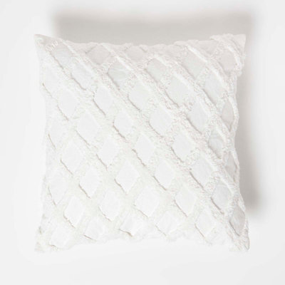 Homescapes Geometric Diamond White Tufted Cotton Cushion 45 X 45 Cm - image 1