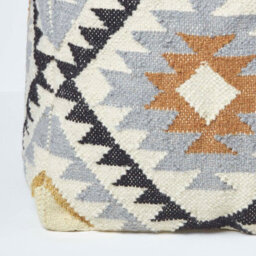 Homescapes Agra Gold And Black Kilim Footstool Handwoven Beanbag Pouffe 43 X 43 Cm - thumbnail 4
