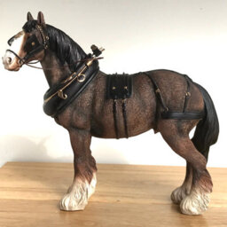 Animal Crackers Large (22Cm Length) Bay Shire Cart Heavy Horse In Harness Figurine By Leonardo, Gift Boxed - thumbnail 3