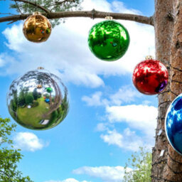 Christmas Tree World 40Cm Metallic Gold Inflatable Mirror Ball - thumbnail 6