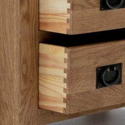 Zelah Oak 3 Drawer Chest Fully Assembled - By Roseland Furniture - thumbnail 5