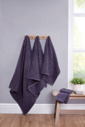 Rapport Home Safari Pure Cotton Face Towel Damson - thumbnail 2