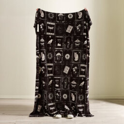 Catherine Lansfield Enchanted Witchcraft Cosy Fleece 130X170Cm Blanket Throw Black - thumbnail 3