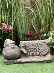 Stone Cast 'santa Stop Here' Garden Ornament/lawn Sign - thumbnail 8
