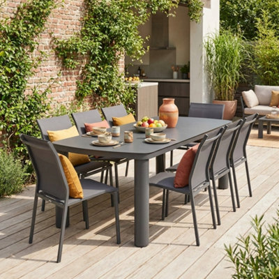 Sweeek - Aluminium Garden Table 225Cm + 8 Chairs Anthracite - Zaro / Buffalo - image 1