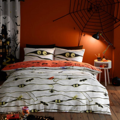 Bedlam Mummy Glow In The Dark Duvet Cover Set - image 1