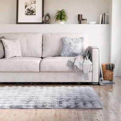 Deluxe Faux Fur Rug In Silver Grey - image 1