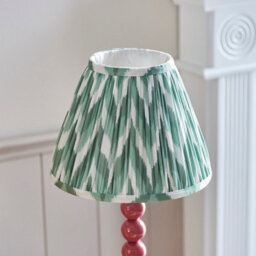 Luminosa Lighting Luminosa Higgledy Gloss Pink Clay Paint Table Lamp With Cotswold Green Fabric Zigzag Shade 25Cm E14 - thumbnail 4