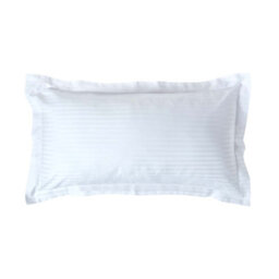 Homescapes White Egyptian Cotton Ultrasoft King Size Oxford Pillowcase 330 Tc