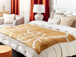 Beliani Blanket Palhi Fabric 130 X 170 Cm Orange - thumbnail 2