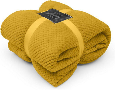 Gc Gaveno Cavailia Fluffy Pop Throw 150X200Cm Ochre Lightweight Honeycomb Blanket For Bed Settee Throws For Sofas Couch Chair - image 1