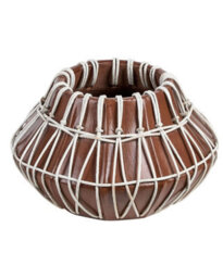Beliani Stonewear Terracotta Vase With Rattan Braid, Natural Brown, W27 X D27 X H22 Cm - thumbnail 3