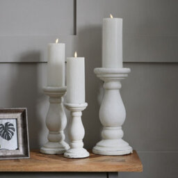 Hill Interiors Matt White Ceramic Candle Holder - thumbnail 4