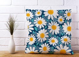 Warren Reed Designer Camomile Flowers Cushions 45Cm X 45Cm - thumbnail 2