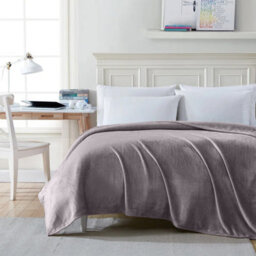 Ameha Fleece Plain Blanket, Lightweight & Reversible Throw For Travel, Bed & Sofa Blanket, Grey Single 130X150Cm - thumbnail 3