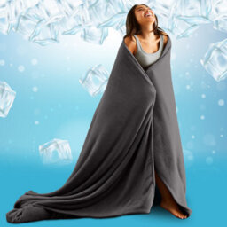 Ameha Fleece Plain Blanket, Lightweight & Reversible Throw For Travel, Bed & Sofa Blanket, Grey Single 130X150Cm - thumbnail 4