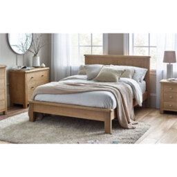 "Ashfield Premium Limed Oak Bed With Curved Edging - Double 4Ft 6"" (135Cm)" - thumbnail 6