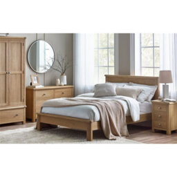 "Ashfield Premium Limed Oak Bed With Curved Edging - Double 4Ft 6"" (135Cm)"