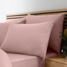 Catherine Lansfield So Soft Non-Iron Super King Duvet Cover Set With Pillowcases Blush Pink - thumbnail 2