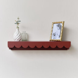 Melody Maison Large Oxblood Dark Red Scalloped Wall Storage Shelf - 61Cm - thumbnail 2