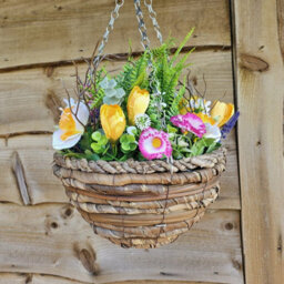 Best Artificial 45Cm / 18 Inch White Daffodil Tulip Daisy Mixed Flower Display In Woven Decorative Hanging Basket (Fern Centre) - thumbnail 5