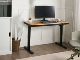 Beliani Electric Adjustable Standing Desk Penly Black/ Light Brown 120 Cm 60 Cm With Usb Port - thumbnail 2