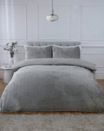 Rapport Home Chevron Faux Teddy Polyester Fleece Duvet Cover Set With Pillowcase