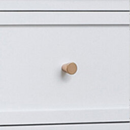 Melody Maison Large Scalloped 3 Drawer Chest Of Drawers & Pair Of Bedside Tables - Staunton White Range - thumbnail 3