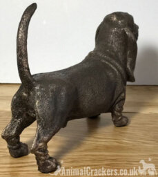 Animal Crackers Basset Hound Figurine In Solid Cold Cast Bronze, Dog Lover Home Decoration - thumbnail 5
