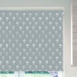 Lister Cartwright Agapanthus Twilight Blackout Roller Blinds Easy Fit Child Safety Included , Twilight 120 X 140 Cm - thumbnail 3