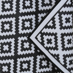Charles Bentley Diamond Pattern Lightweight Waterproof Indoor/patio Large Rug - thumbnail 3