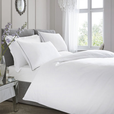 Appletree Premium 200Tc Plain Dye White 100% Percale Cotton Duvet Cover Set - image 1
